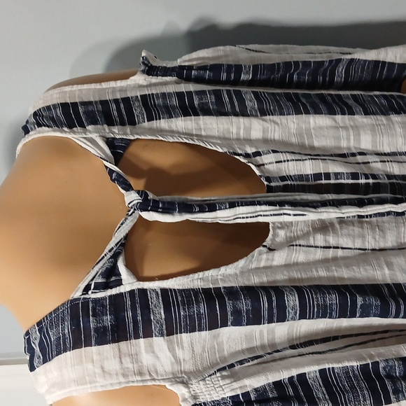 BUFALO  TOP SIZE L - Picture 6 of 8